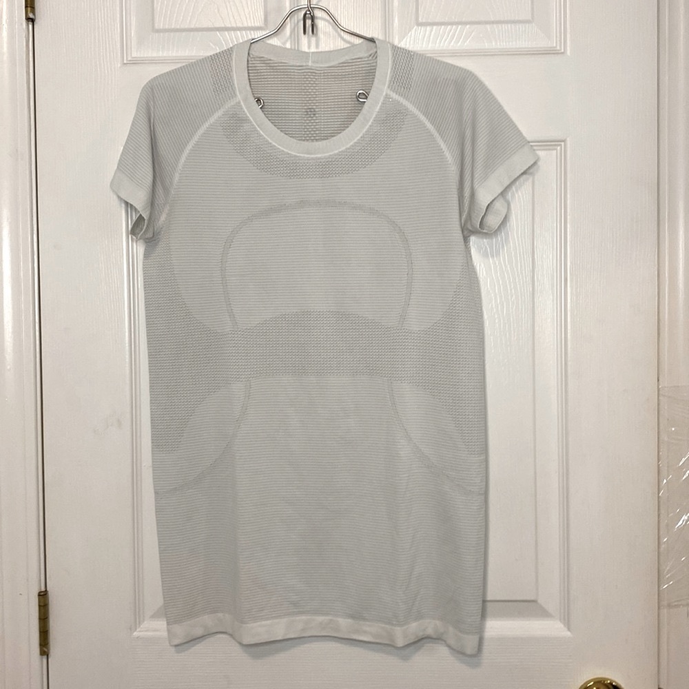 Lululemon Swiftly Short Sleeve White Size 10